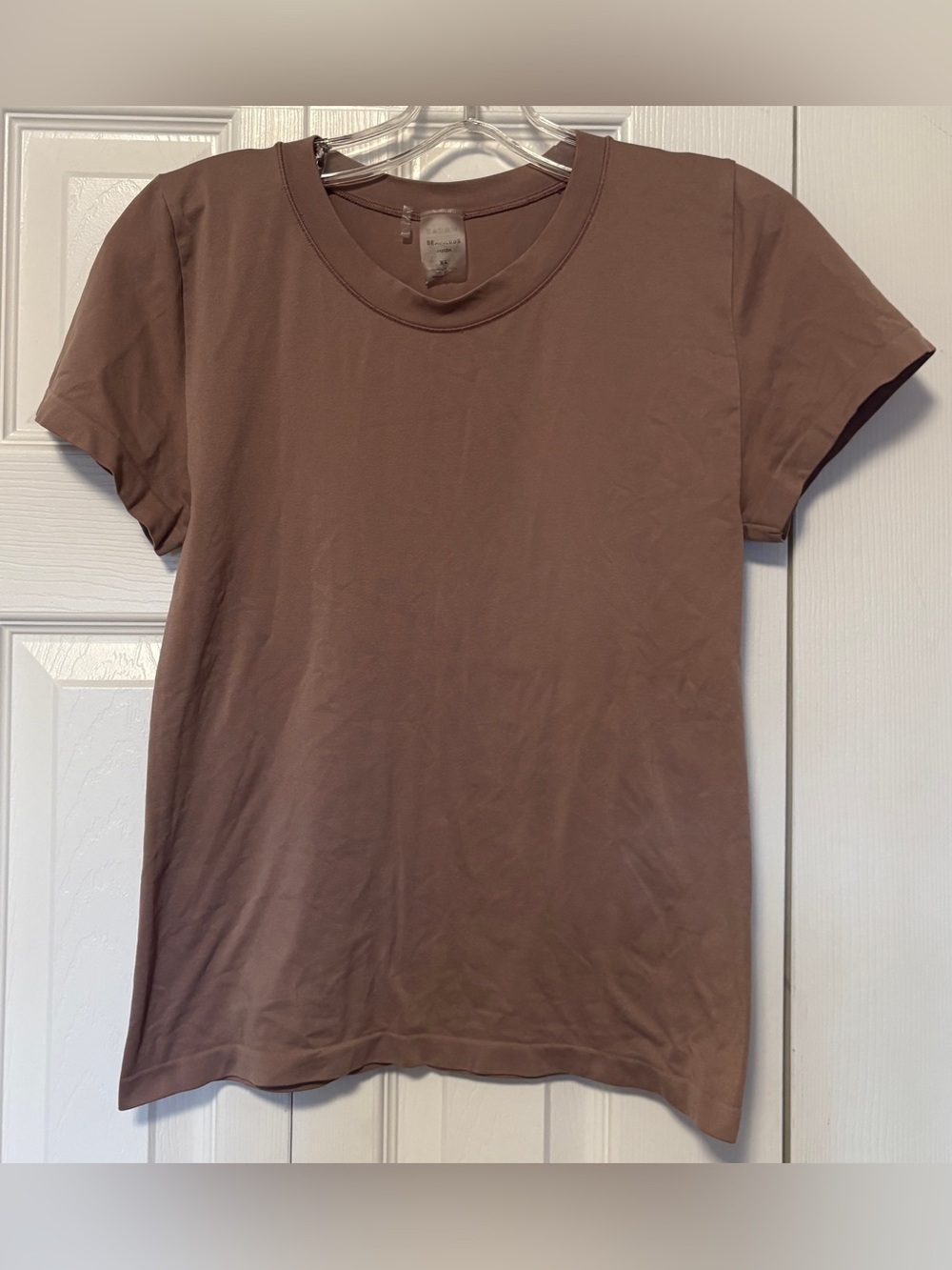 Aritzia Short Sleeve Tee in Dusty Taupe